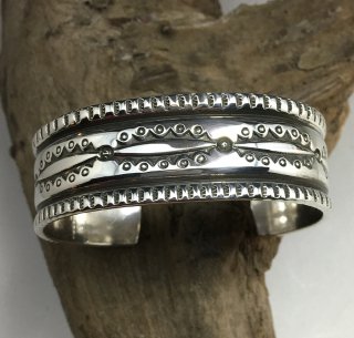 Navajo Darryl Dean Begay Ingot Silver Cuff Bracelet