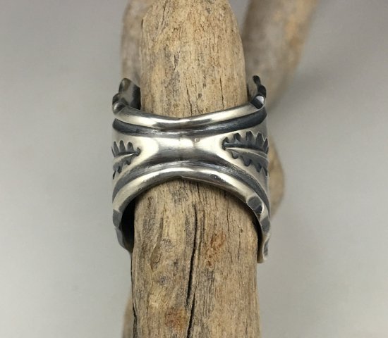 Navajo Delbert Gordon Silver Ring - 練馬のインディアンジュエリー