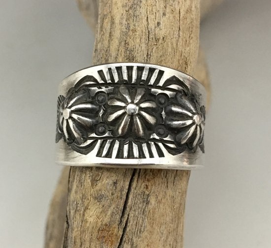 Navajo Edison Sandy Smith Stamp Ring - 練馬のインディアン