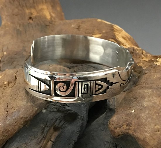 Hopi Berra Tawahongva Overlay Cuff Bracelet - 練馬のインディアンジュエリー・雑貨のお店 Little  Pinetree Trading Post