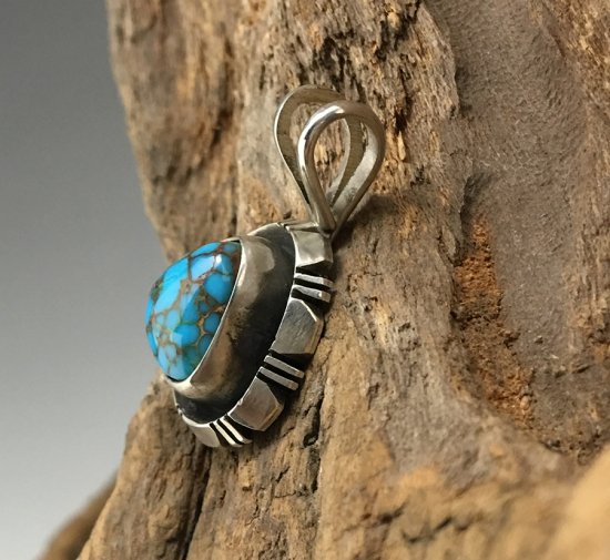 Navajo Fred Peters Red Mountain Turquoise Pendant - 練馬の