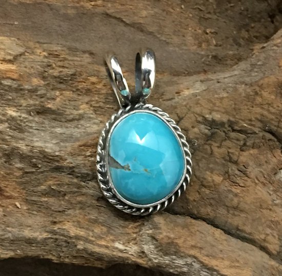 Navajo Robin Tsosie Darling Darlene Turquoise Pendant - 練馬の