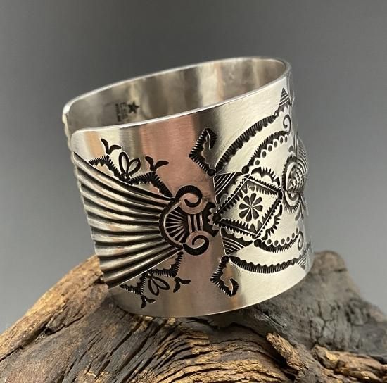 Navajo Edison Sandy Smith Ingot Silver Stamp Work Cuff Bracelet -  練馬のインディアンジュエリー・雑貨のお店 Little Pinetree Trading Post