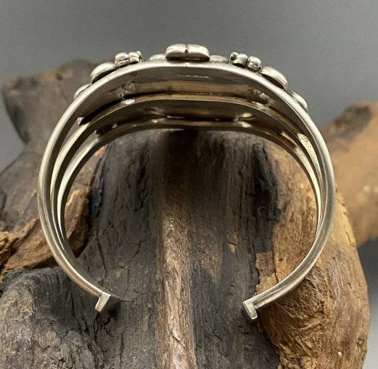 Navajo Thomas Jim Silver Cluster Cuff Bracelet - 練馬のインディアンジュエリー・雑貨のお店  Little Pinetree Trading Post