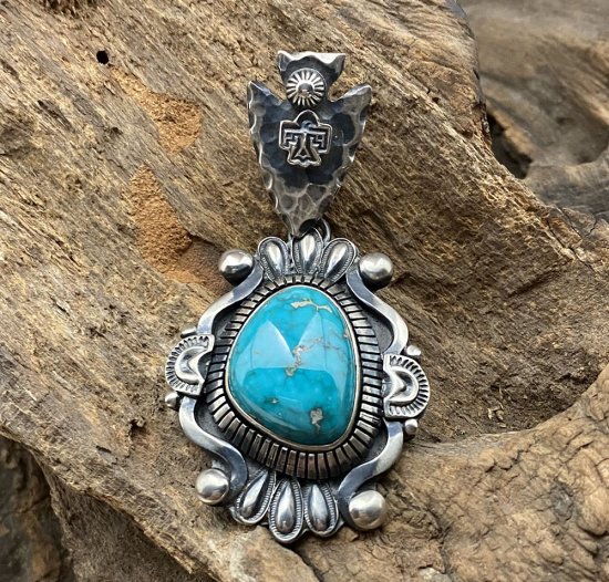 Navajo Delbert Gordon Natural Morenci Turquoise Pendant -  練馬のインディアンジュエリー・雑貨のお店 Little Pinetree Trading Post