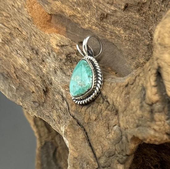 Navajo Robin Tsosie Dry Creek Turquoise Pendant - 練馬の Navajo Robin Tsosie Dry Creek Turquoise Pendant - 練馬の
