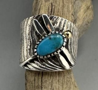 Navajo Philander Begay Dragonfly Motif Bisbee Turquoise 14K Tufa Cast Ring