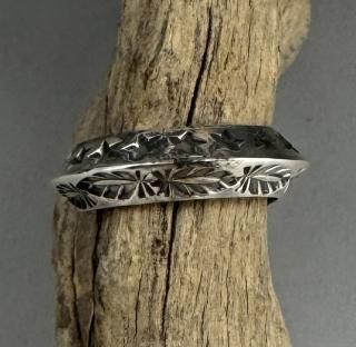 Navajo Sunshine Reeves Silver Triangle Wire Ring