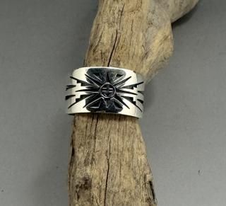 Navajo Alvin Monte Silver and 14K Feather Ring - 練馬の