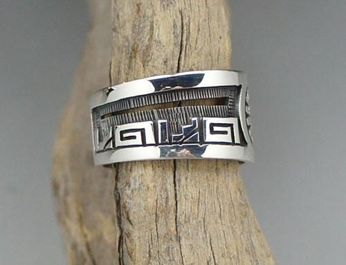 ホピ族　指輪　ルシオン・ヴァ作 ホピ族 指輪 ルシオン・コインヴァ作 Hopi Lucion Koinva Overlay Ring