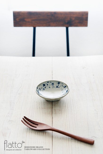 石井桃子の花唐草 3寸小皿でテーブルコーディネート