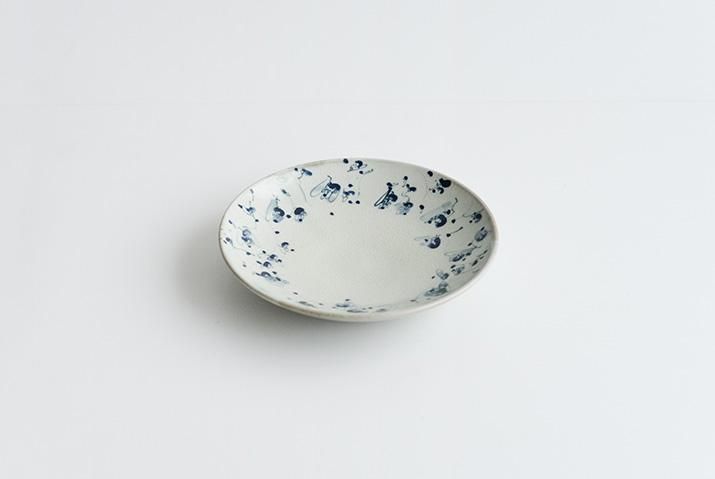 石井桃子 花唐草 五寸皿 2枚セット 石井桃子 五寸皿／花唐草紋 - alltid｜オルティッド 暮らしの