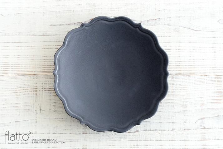 今年も話題の 木下和美｜黒釉輪花プレート（24cm）｜作家のうつわ通販｜和食器 食器