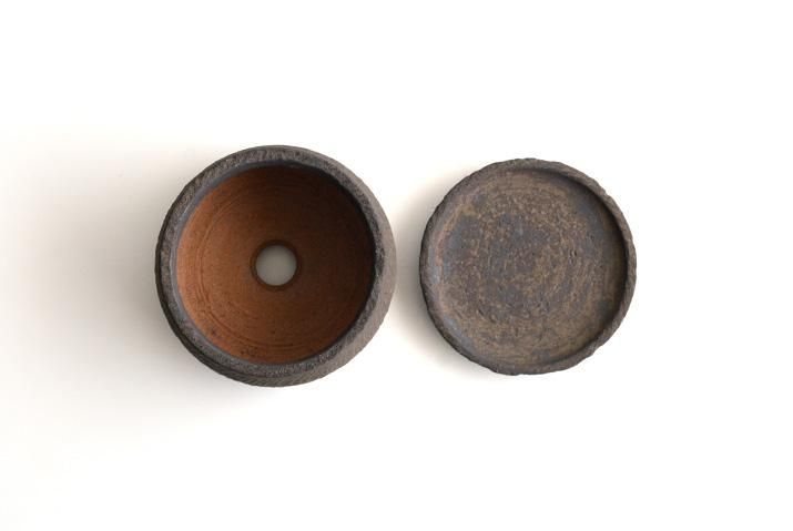 福井亜紀｜枯茶 植木鉢S｜作家のうつわ通販｜和食器セレクトショップ