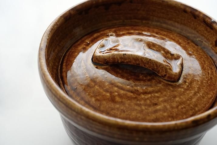 創作陶器 たち吉 志野ご飯鍋 4合炊飯土鍋 重量約3kg 未使用 創作陶器 たち吉 志野ご飯鍋 4合炊飯土鍋 重量約3kg 野村佳苗｜