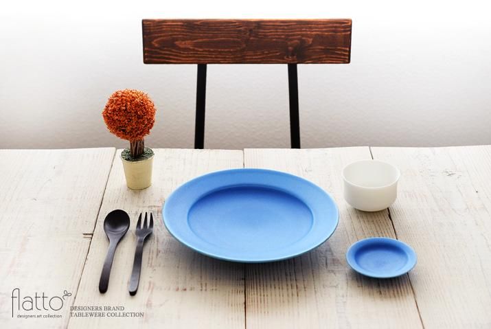 東一仁｜ブルー リムプレート8寸2枚セット 東一仁｜ブルー リムプレート8寸｜作家のうつわ通販｜和食器セレクト