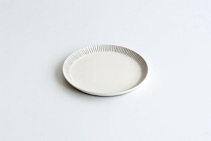 奥田章｜十草リムプレート（浅S）｜作家のうつわ通販｜和食器