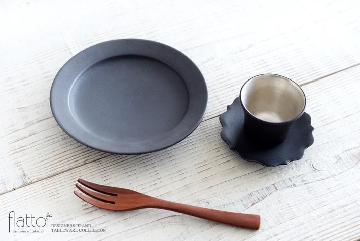 東一仁｜ブラック リムプレート6寸｜作家のうつわ通販｜和食器