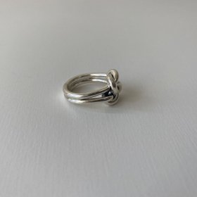 knot  ring