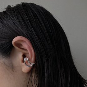 pearl  ear-cuff