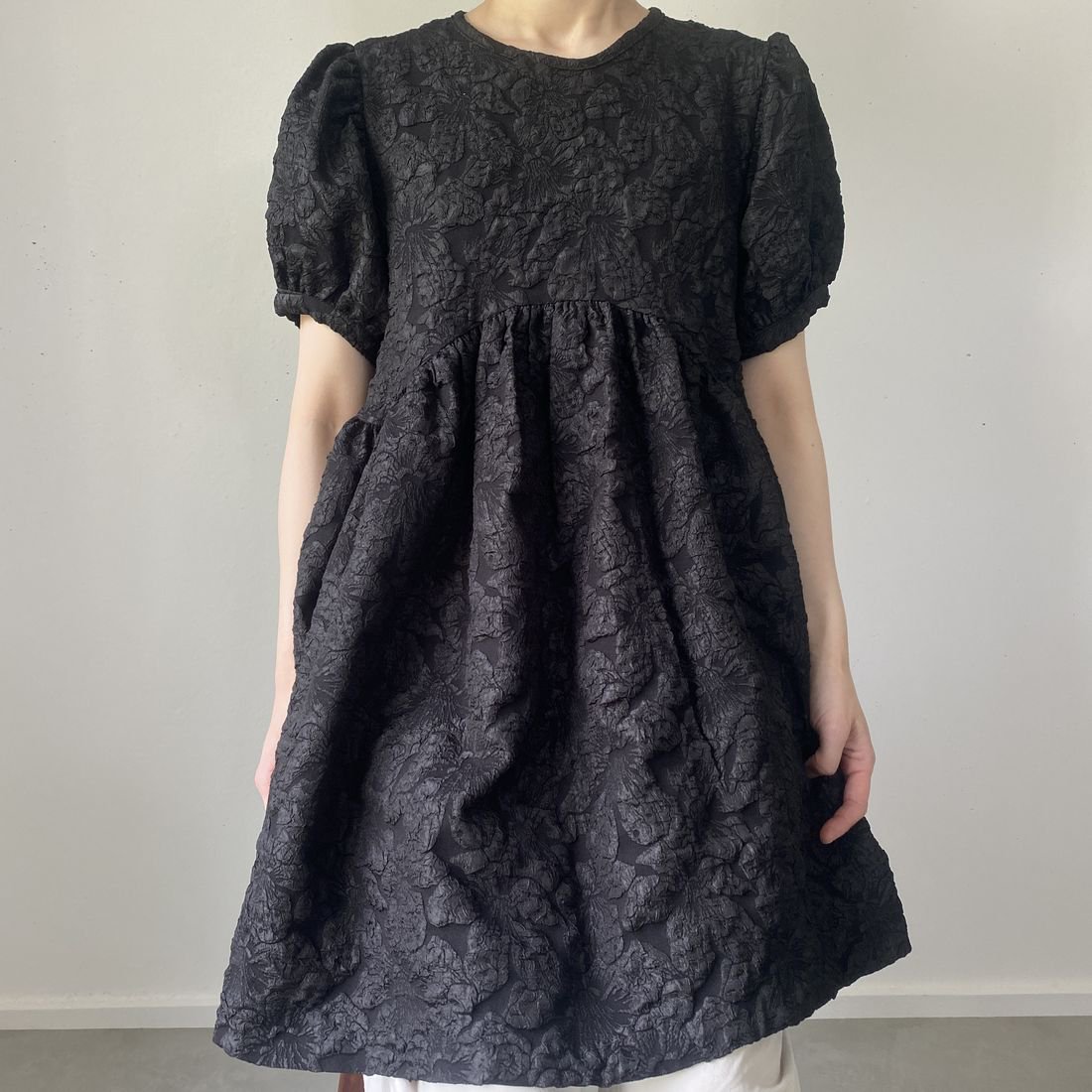 OTONA/BLACK emboss tunic