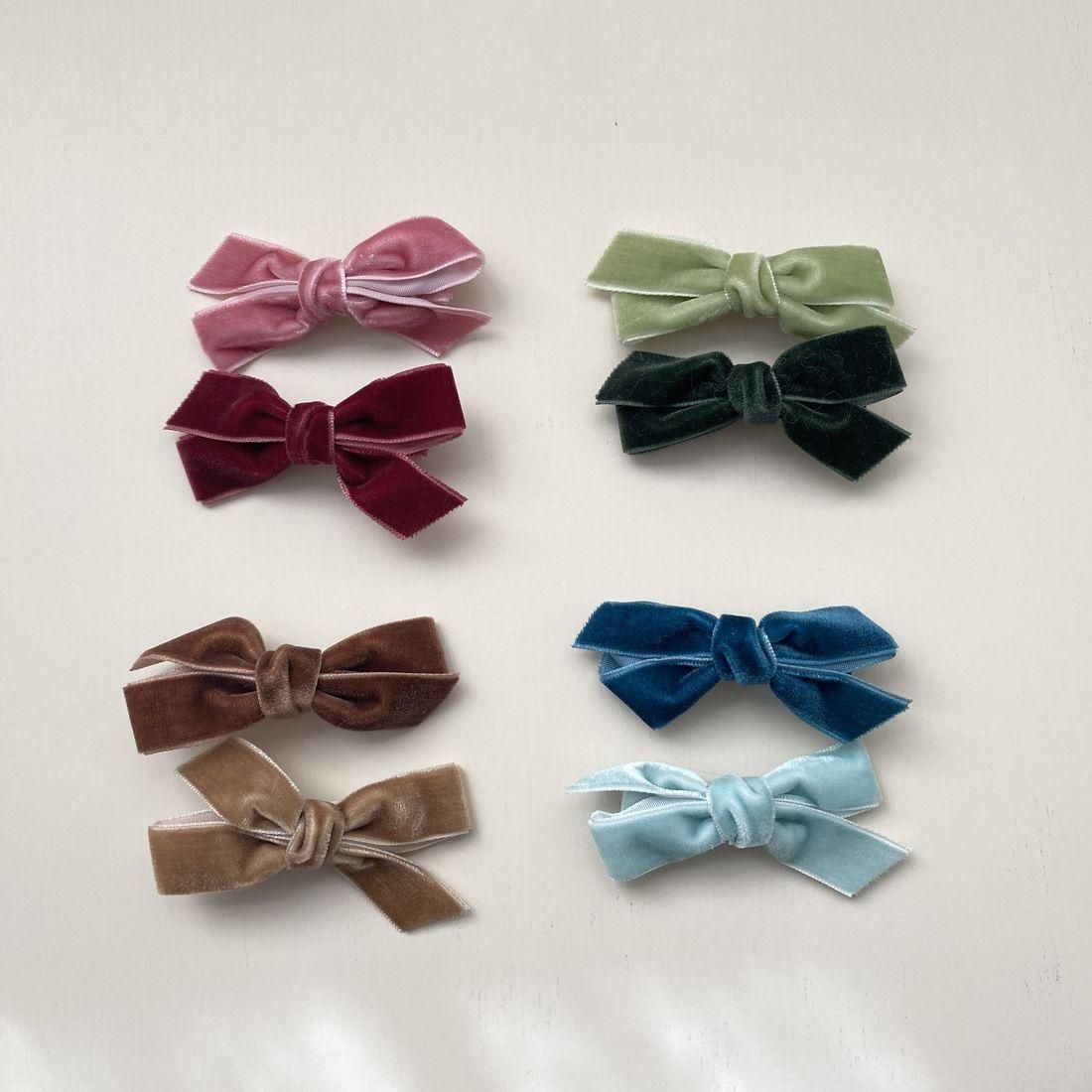 Clip// 2P beroaRibon 10-3