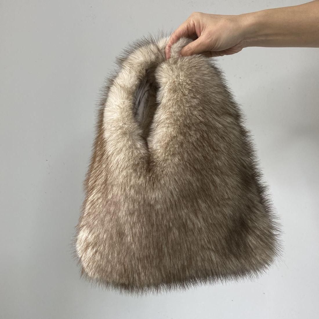 OTONA/FurBag-onehandle11-3