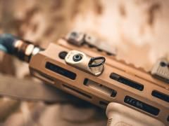 <img class='new_mark_img1' src='https://img.shop-pro.jp/img/new/icons1.gif' style='border:none;display:inline;margin:0px;padding:0px;width:auto;' />SOCKET - Sling Loop Swivel - FDE Anodized