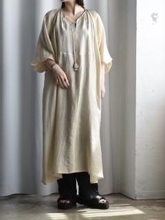 uryyaʥ饤ˡ   silk kaftan dress  [biscuit] 