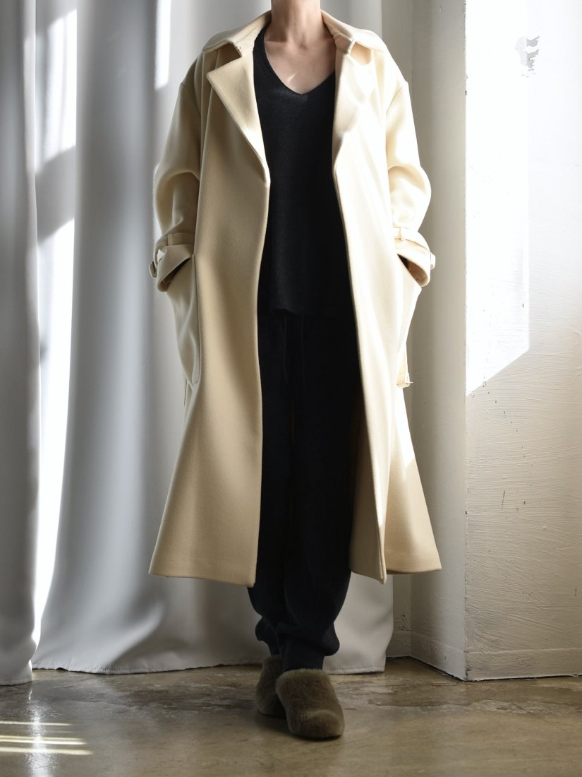 TENNE HANDCRAFTED MODERN | big size trench wool  [white]｜ビッグサイズトレンチコート｜2024AW - fevrier（フェブリエ） オンラインショップ