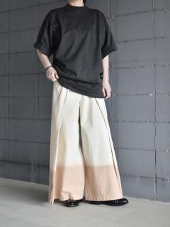 MARU TOPaenuts dyed gather & wrap pants