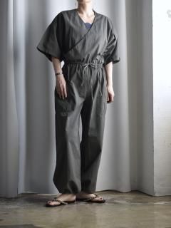 <img class='new_mark_img1' src='https://img.shop-pro.jp/img/new/icons14.gif' style='border:none;display:inline;margin:0px;padding:0px;width:auto;' />MARU TO   Zakuro dyed All in one [gray]