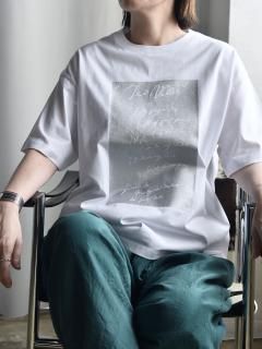 <img class='new_mark_img1' src='https://img.shop-pro.jp/img/new/icons14.gif' style='border:none;display:inline;margin:0px;padding:0px;width:auto;' />Trio Valise   Limited piece   Silver T-shirt