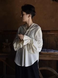 <img class='new_mark_img1' src='https://img.shop-pro.jp/img/new/icons14.gif' style='border:none;display:inline;margin:0px;padding:0px;width:auto;' />MARU TO   Grampa Shirt  ѥ [ecru]