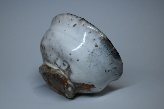 極美品!宇田川抱青　白萩　酒器　萩焼のぐい呑(共箱付) 極美品!宇田川抱青 白萩 酒器 萩焼のぐい呑(共箱付)