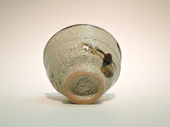 濱田庄司　ぐい呑 Amazon.co.jp: 陶芸家 人間国宝 濱田庄司 浜田庄司 鉄絵 胴紐 盃