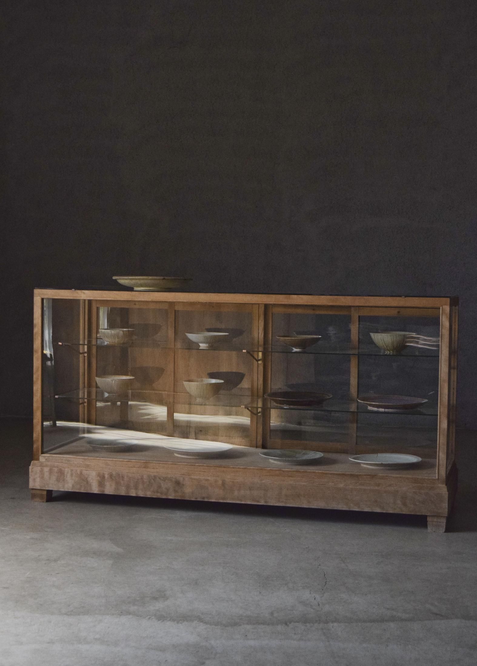 【引き取り】ペジテ pejite カウンター ショーケース 食器棚　鎌倉市 引き取り】ペジテ pejite カウンター ショーケース 食器棚 鎌倉市 食器