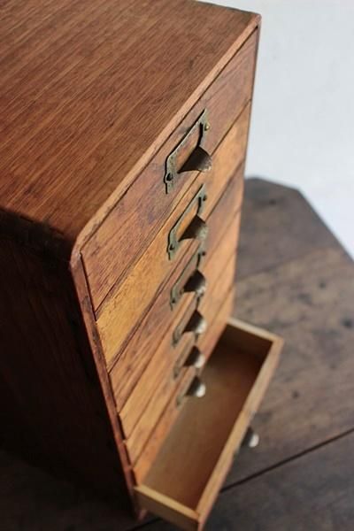 日本 古家具小引き出し 7段 - アンティーク・古道具・暮らしの雑貨店