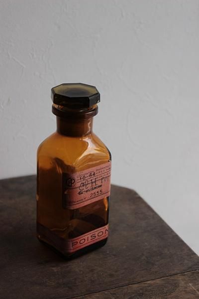 France毒薬の瓶 - アンティーク・古道具・暮らしの雑貨店 京都