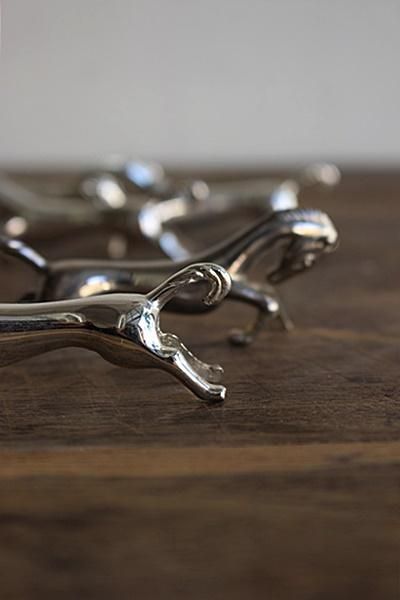 馬のモチーフ　 カトラリーレスト 箸置き　銀メッキ　6個セット 馬のモチーフ カトラリーレスト 箸置き 銀メッキ 6個セット 馬の