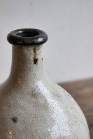 日本<br>陶壺