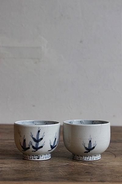 古伊万里　湯飲み　染付松文 楽天市場】骨董○古伊万里染付雲龍文湯呑○雨龍 | 江戸後期-19