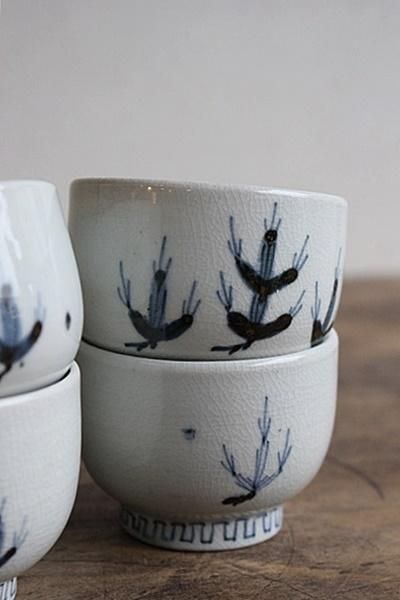 古伊万里　湯飲み　染付松文 古伊万里 湯呑み 染付湯呑 4客 印判手 昭和レトロ - メルカリ