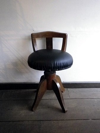回転椅子　アンティーク椅子　日本　古道具　【送料込み】古道具