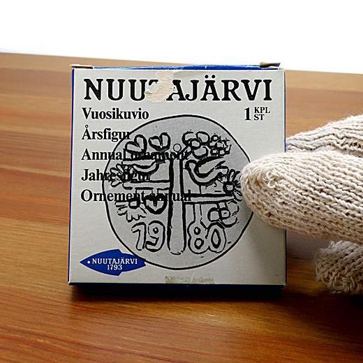 ヌータヤルヴィ 日本と鳩 ガラス オーナメント フィンランド