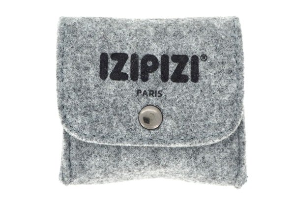 フランスのサングラスブランド、IZIPIZI(イジピジ 旧SeeConcept/シーコンセプト) に付属するスエード調メガネケース