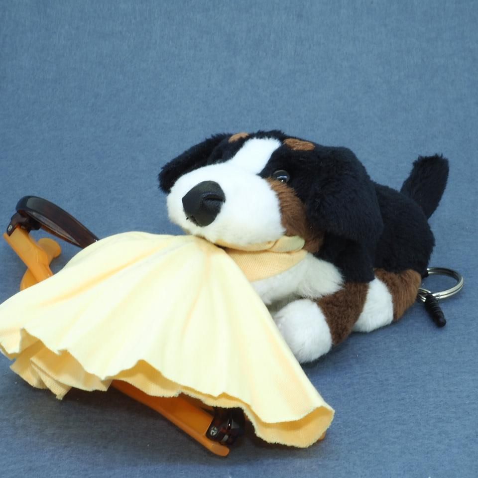 プレゼントに最適なメガネクロス付き可愛い犬 バーニーズ のぬいぐるみ プレゼントに最適なメガネクロス付き可愛い犬 バーニーズ のぬいぐるみ