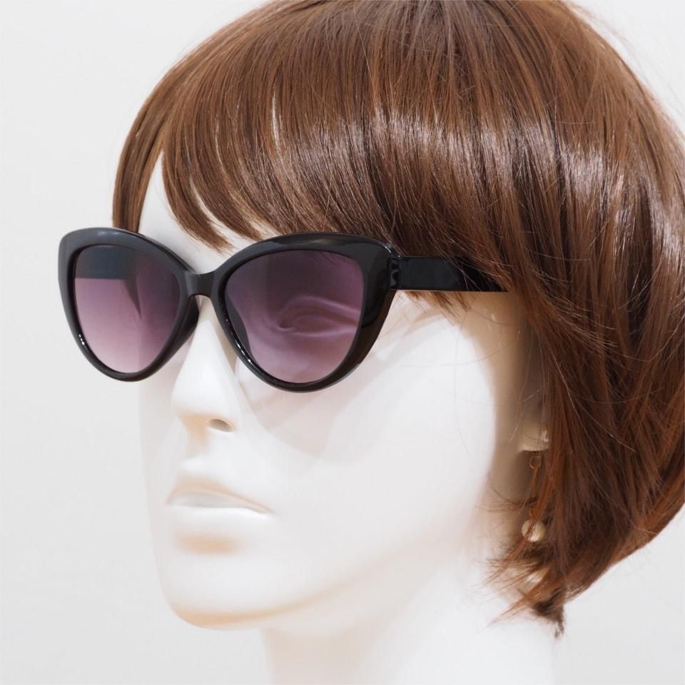 Have A Look ハブアルック 北欧ブランドのサングラス Cat Eye Black Element Have A Look ハブアルック 北欧ブランドのサングラス Cat Eye Black Element