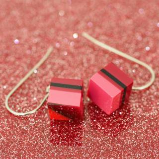 【KISSO】Pierced Cube S (No.56)｜キューブ・ピアス 8mm｜旧Dirocca,メガネ素材アクセサリー,フックが初期タイプのため旧価格の商品画像