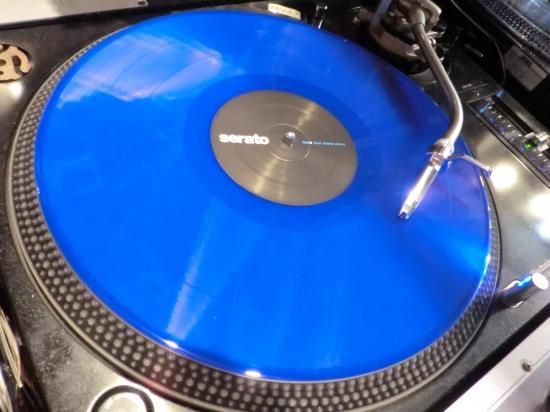 serato、コントロールヴァイナル、スクラッチライブ、scratch Live serato、コントロールヴァイナル、スクラッチライブ、scratch Live